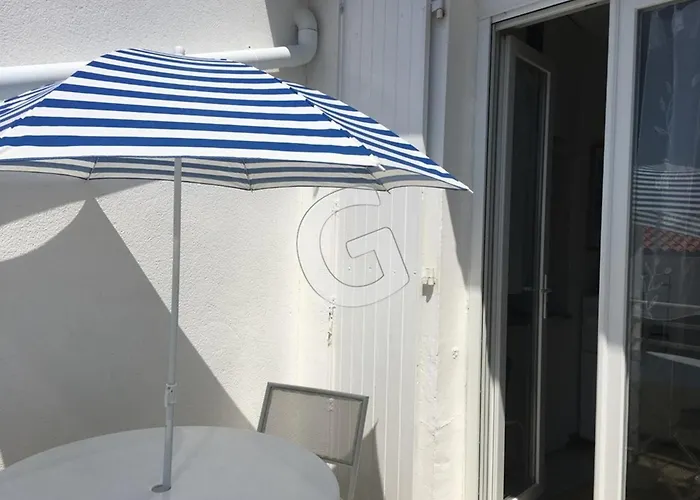 Cosy En Centre-ville Proche - Fr-1-194-356 Apartment